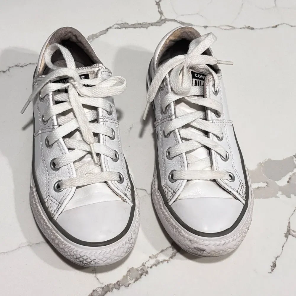 Converse All Star Youth Toddler Girls Boys White Leather Low Sneakers Shoes 12